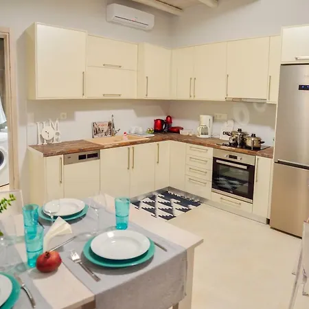 Koukis House Holiday home